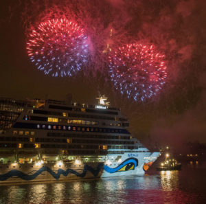 Silvester in Hamburg feiern - schönes Hotel bei HolidayCheck günstig buchen